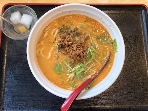 旺華楼の濃厚坦々麺