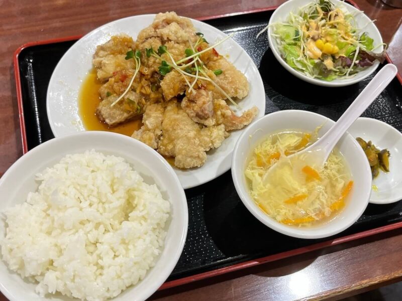 達磨（新宿）の鶏の唐揚げ定食