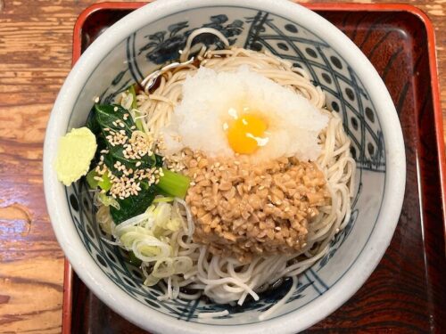 泰明庵(銀座)の冷やし納豆おろしそば