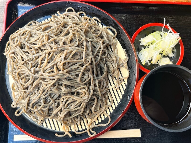 恵み屋（京橋）の黒胡麻ダッタン蕎麦（並）