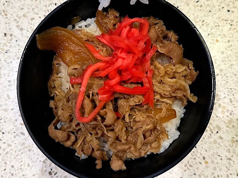 つきじ亭（羽田空港）のミニ牛丼