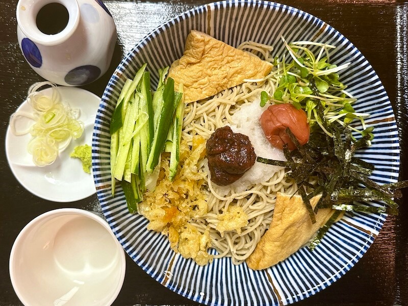 神田錦町更科の梅おろしそば