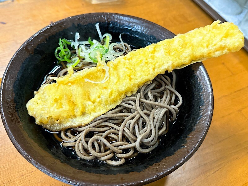 スタンドそば野むら（浅草橋）のイカ天そば