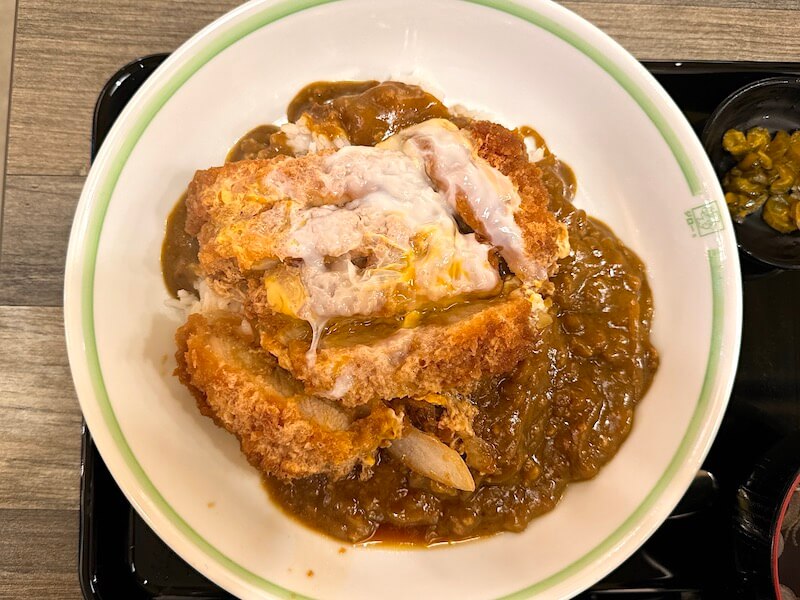 のじろうの黒豚カレーカツ丼