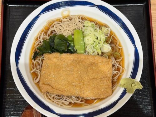 信州屋の冷やしきつねそば