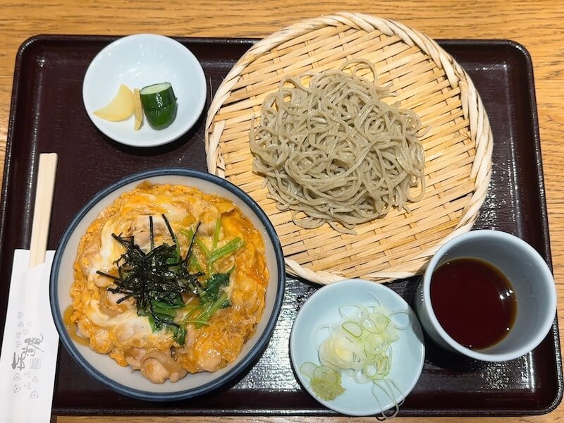 㐂道庵(神保町)の親子丼セット