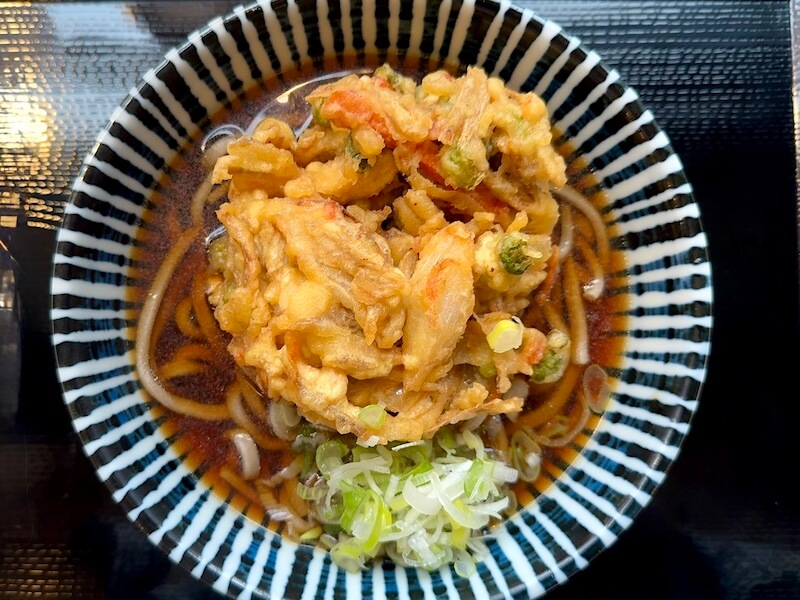 蕎麦噛む。(水道橋)のかき揚げそば