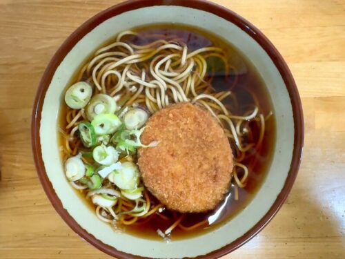 そば谷（板橋本町）のカレーコロッケそば
