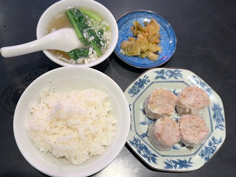 亜細亜（五反田）のシュウマイ定食