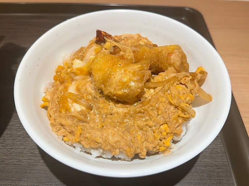 塩名人（市ヶ谷）の海老天とじ丼