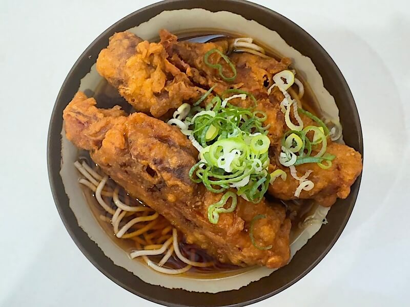 弥生軒(我孫子駅)の唐揚げ(2ケ)そば