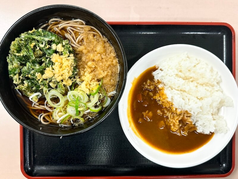 亀よし（茅場町）のカレーセット（春菊天追加）