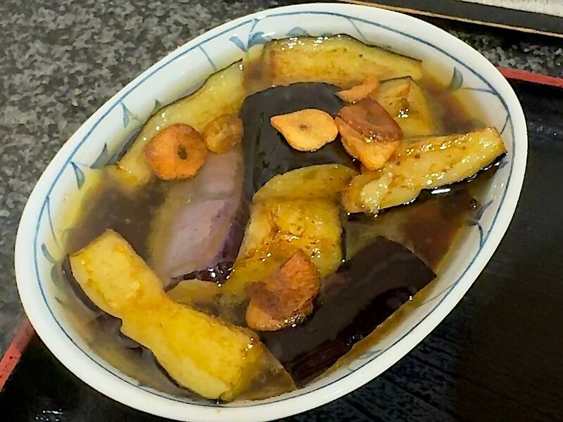 à la 麓屋（三田）のナスのペペロンチーノ