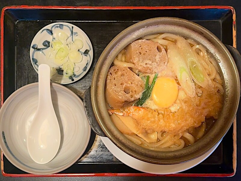 神田尾張屋本店の鍋焼きうどん