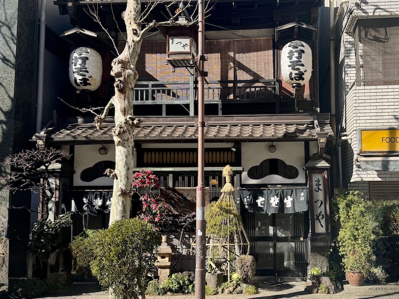 神田まつやの外観