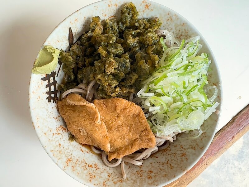 麺処盛盛の冷やし緑ねこ