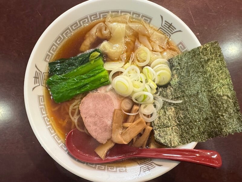 銀座亭のワンタンメン