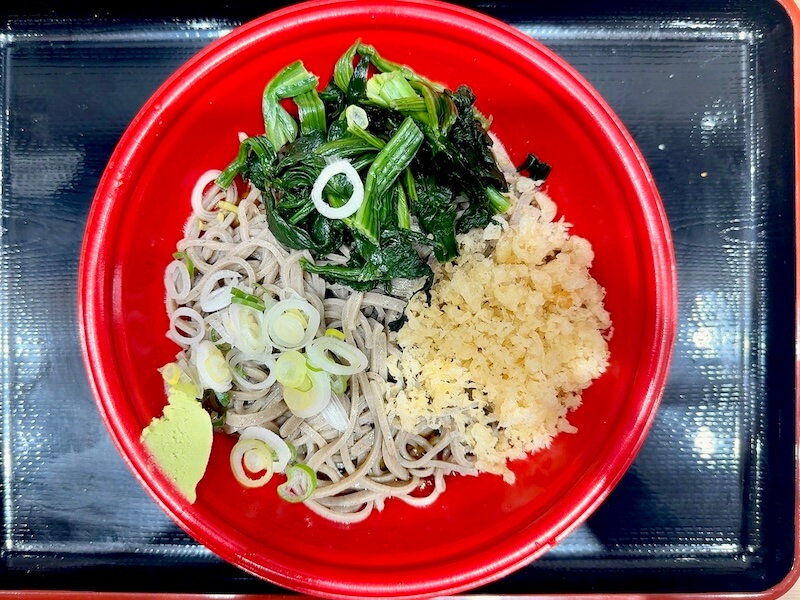 よもだそば二八の冷やしたぬき＋ほうれん草のおひたし