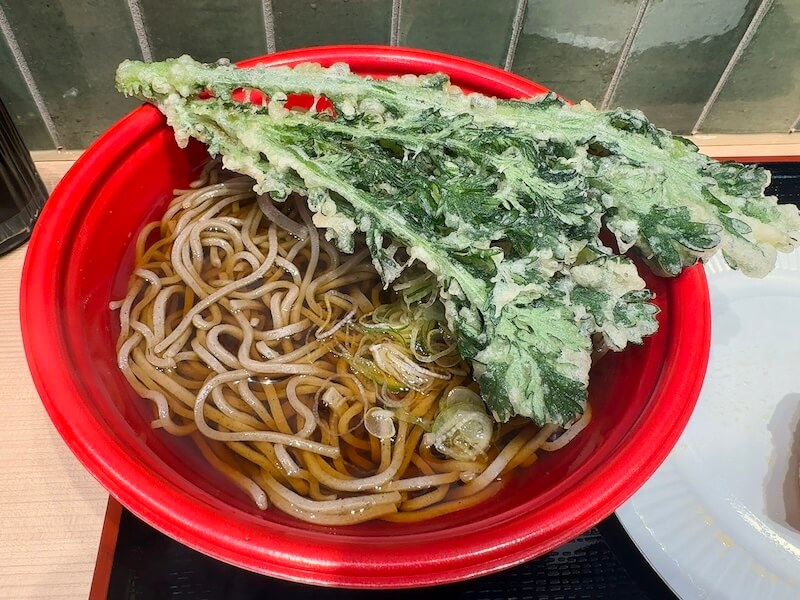 よもだそば二八の春菊天そば