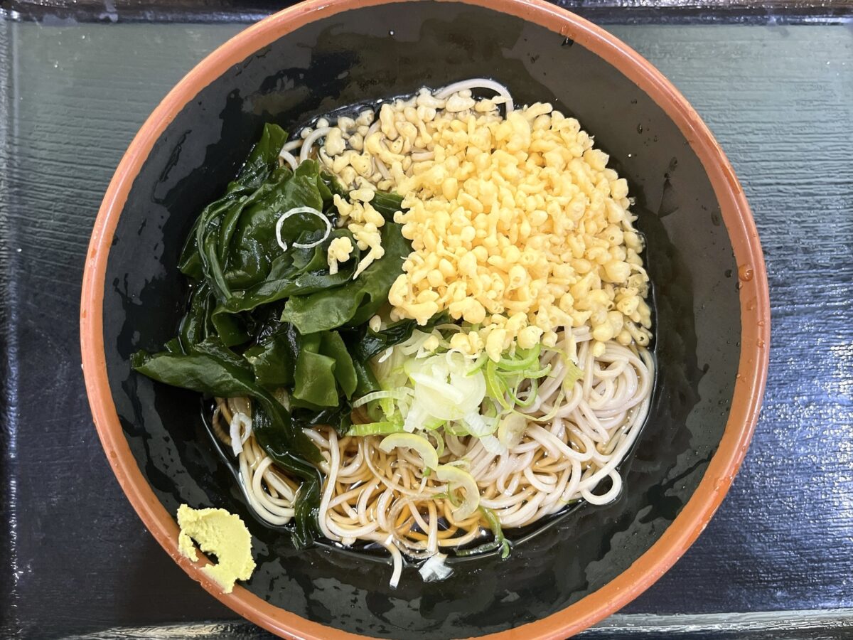 信州そば本陣の冷やしたぬきそば