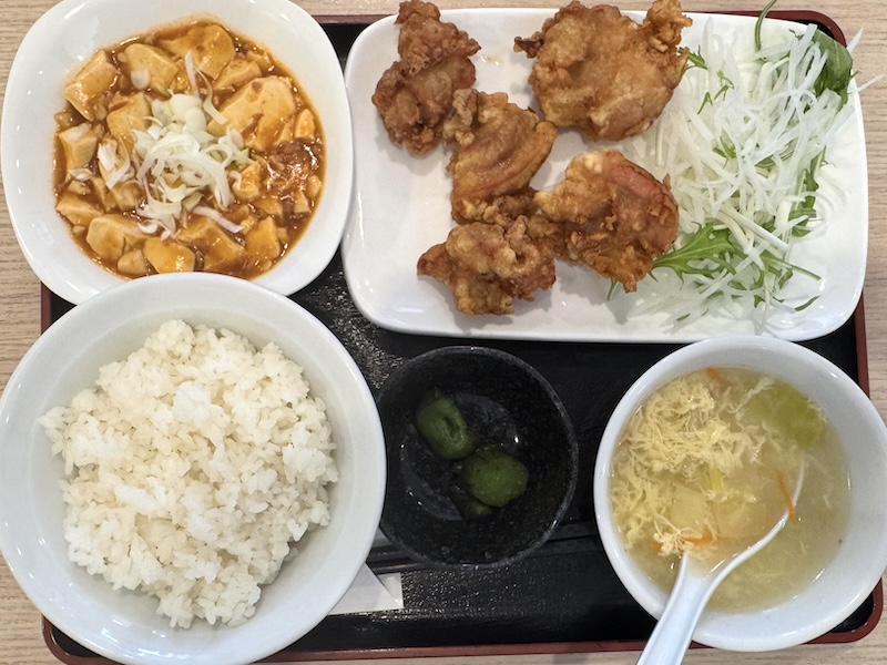 光華亭の定食セット唐揚げ