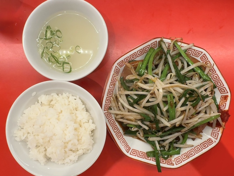 レバニラ中華満腹のレバニラ定食1