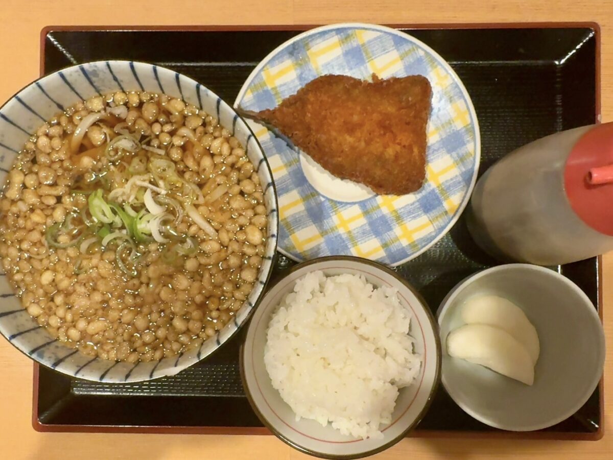 まる美のアジフライ定食